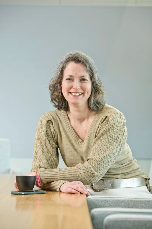 Logo van Daphny de Robles Bedrijfsmakelaar B.V.